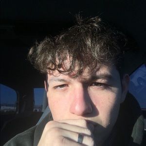 Meet your Posher, Thomas